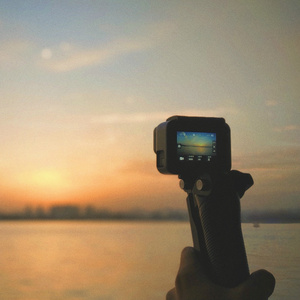 人妻被藏獒日出白浆H
